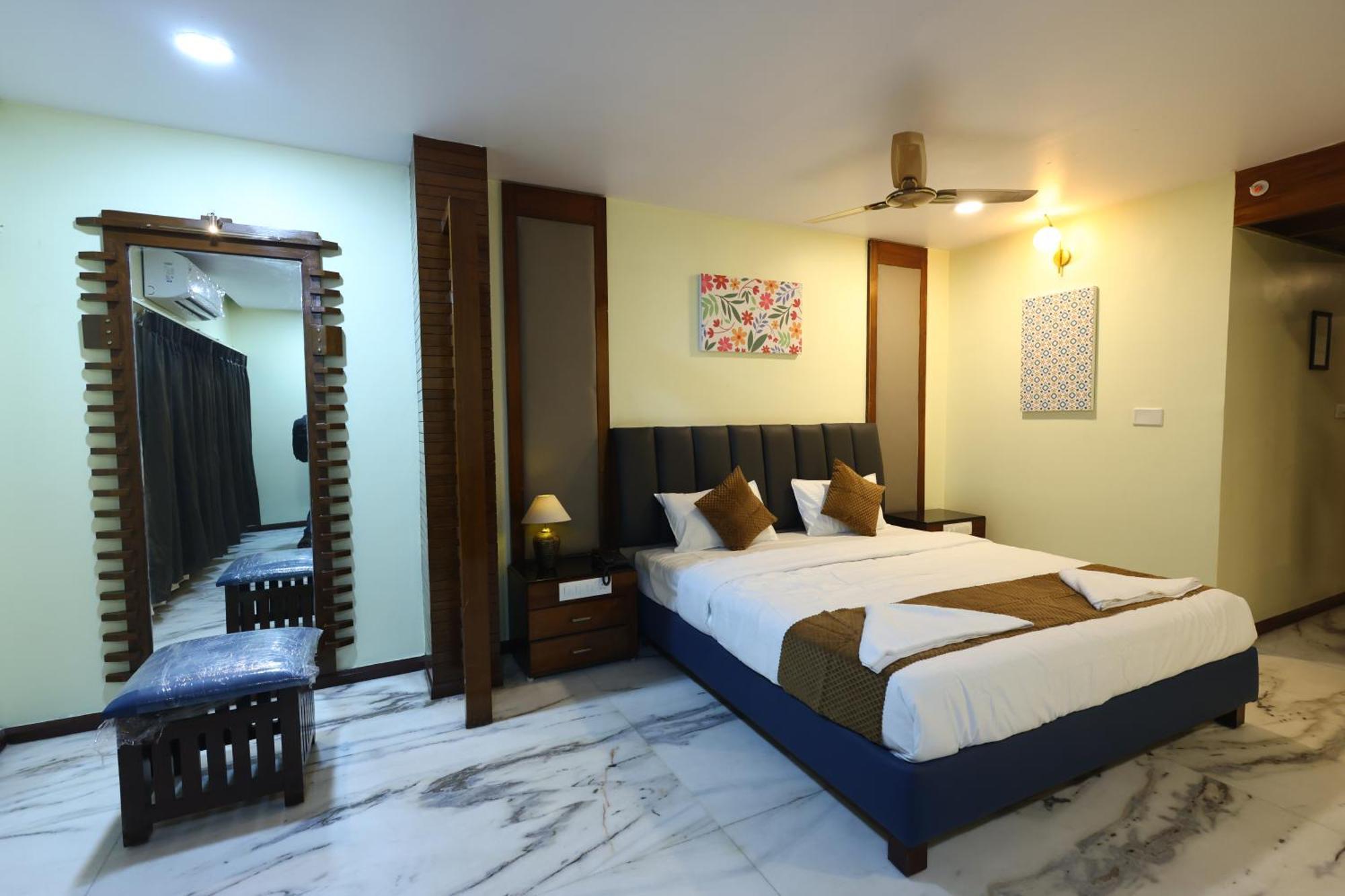 Lj Dadi'S Grand Visakhapatnam Exterior foto