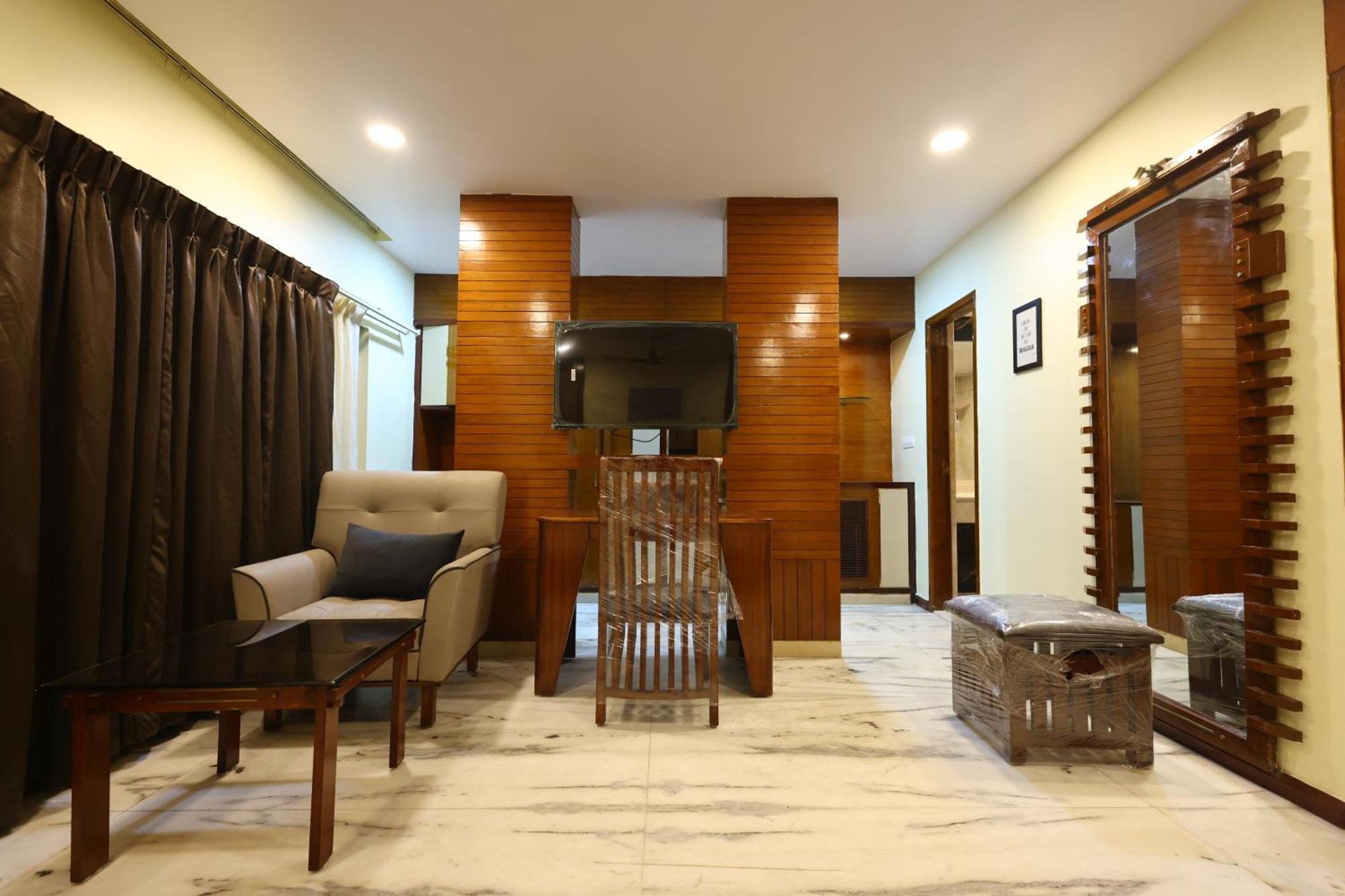 Lj Dadi'S Grand Visakhapatnam Exterior foto